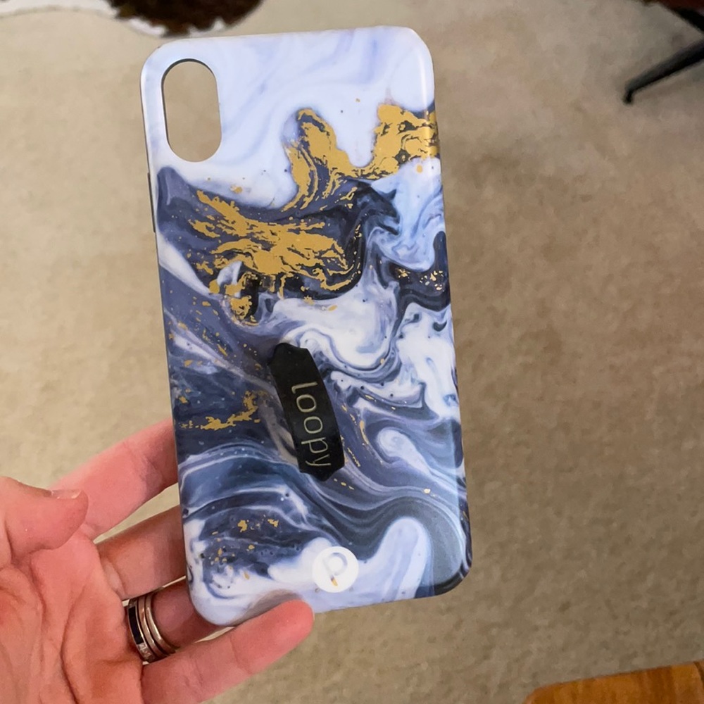 Loopy iPhone 11 case